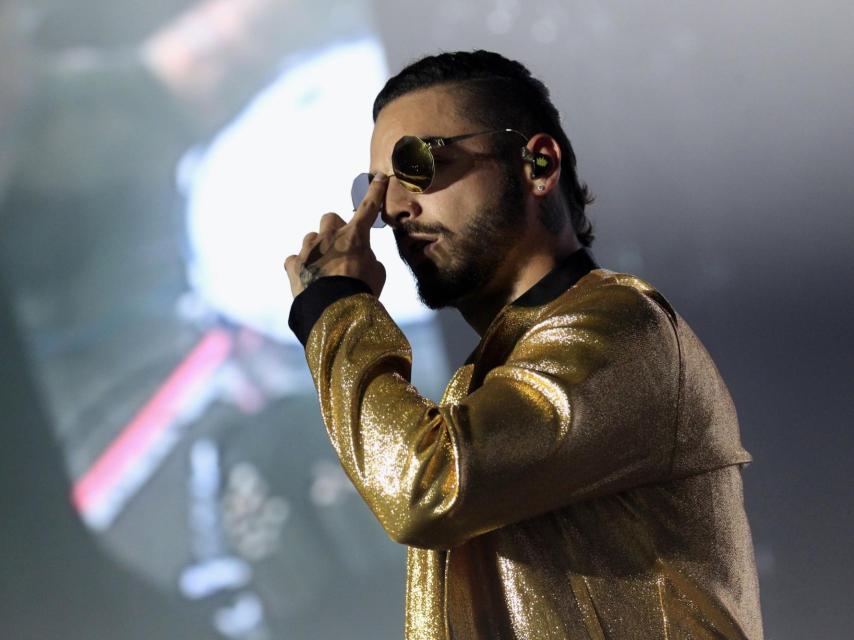 El cantante y compositor colombiano, Maluma, durante su actuación esta noche en el Palacio de los Deportes de Madrid.