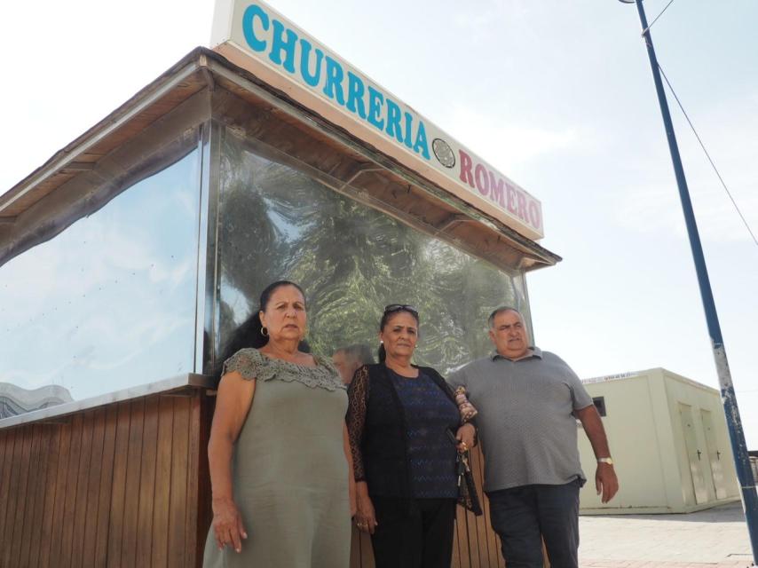 Esperanza, Bernarda, y José Manuel,  tres de los hijos de Antonio, que no han desistido para esclarecer el caso.