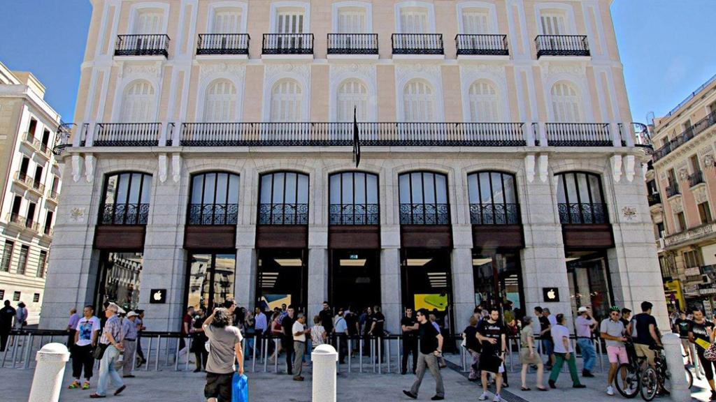 Apple Store en la Puerta del Sol.