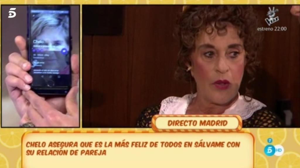 Captura del momento en el que Kiko le comunica la noticia a Chelo.