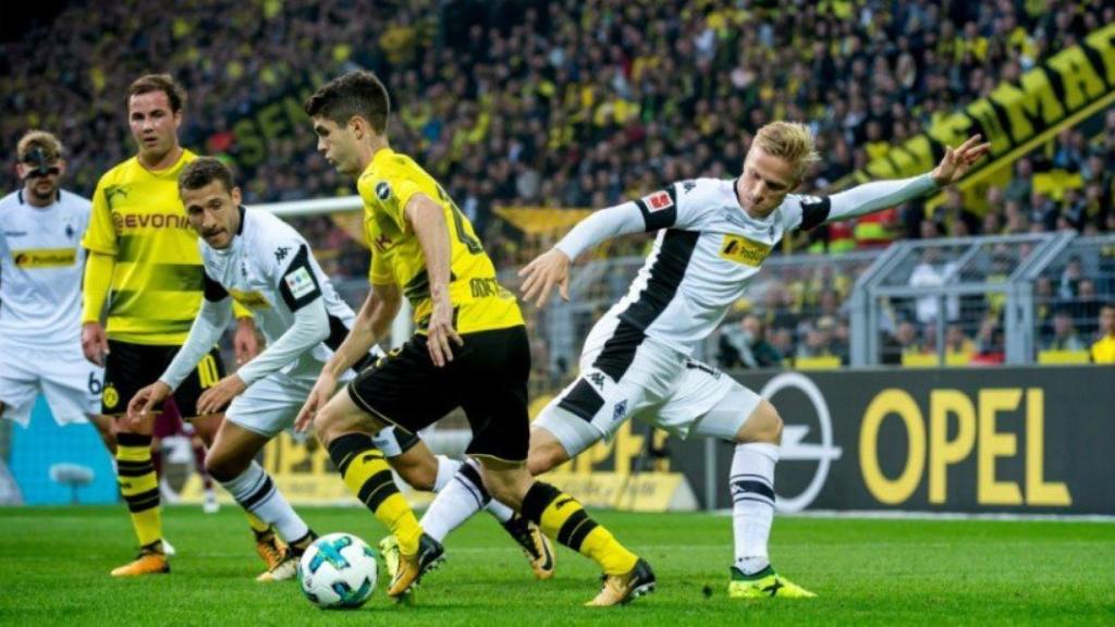 Borussia frente a Borussia. Foto Twitter (@borussia_en)