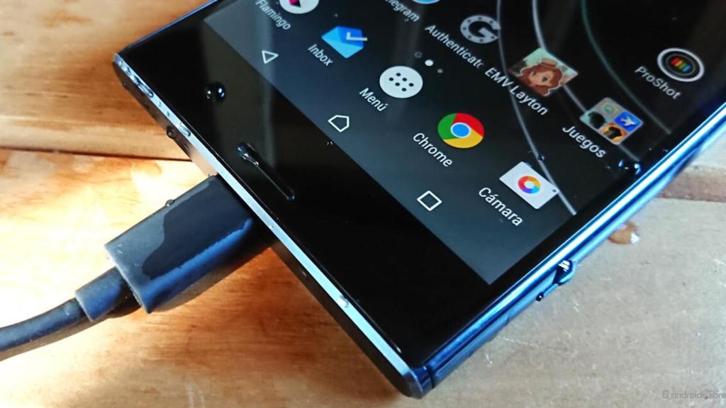 Qué hacer si el móvil no carga porque detecta humedad en el puerto