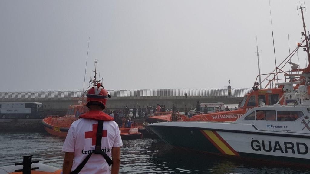 Rescatados 59 inmigrantes, 20 de ellos menores, de dos pateras en el Estrecho