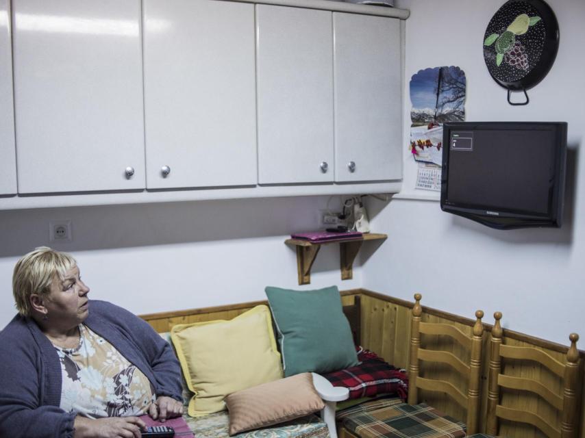 De noche, al tratar de sintonizar los canales, pasa esto en todas las casas.