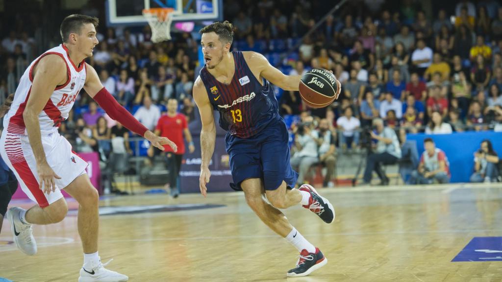 Thomas Heurtel con el balón ante el Baskonia.