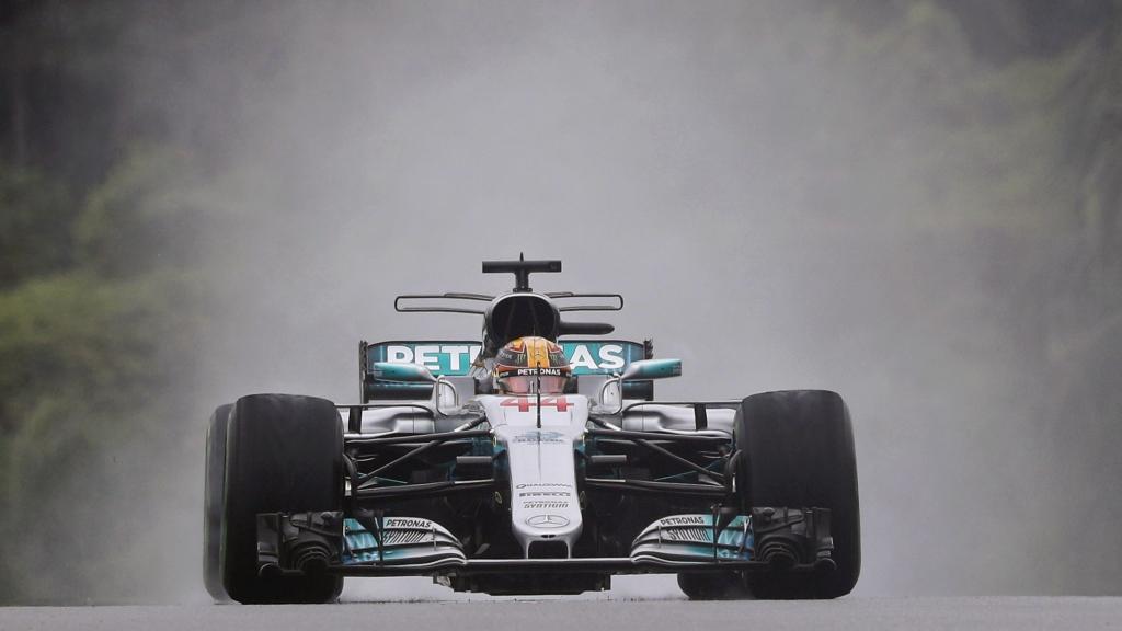 Hamilton, durante el Gran Premio de Malasia.