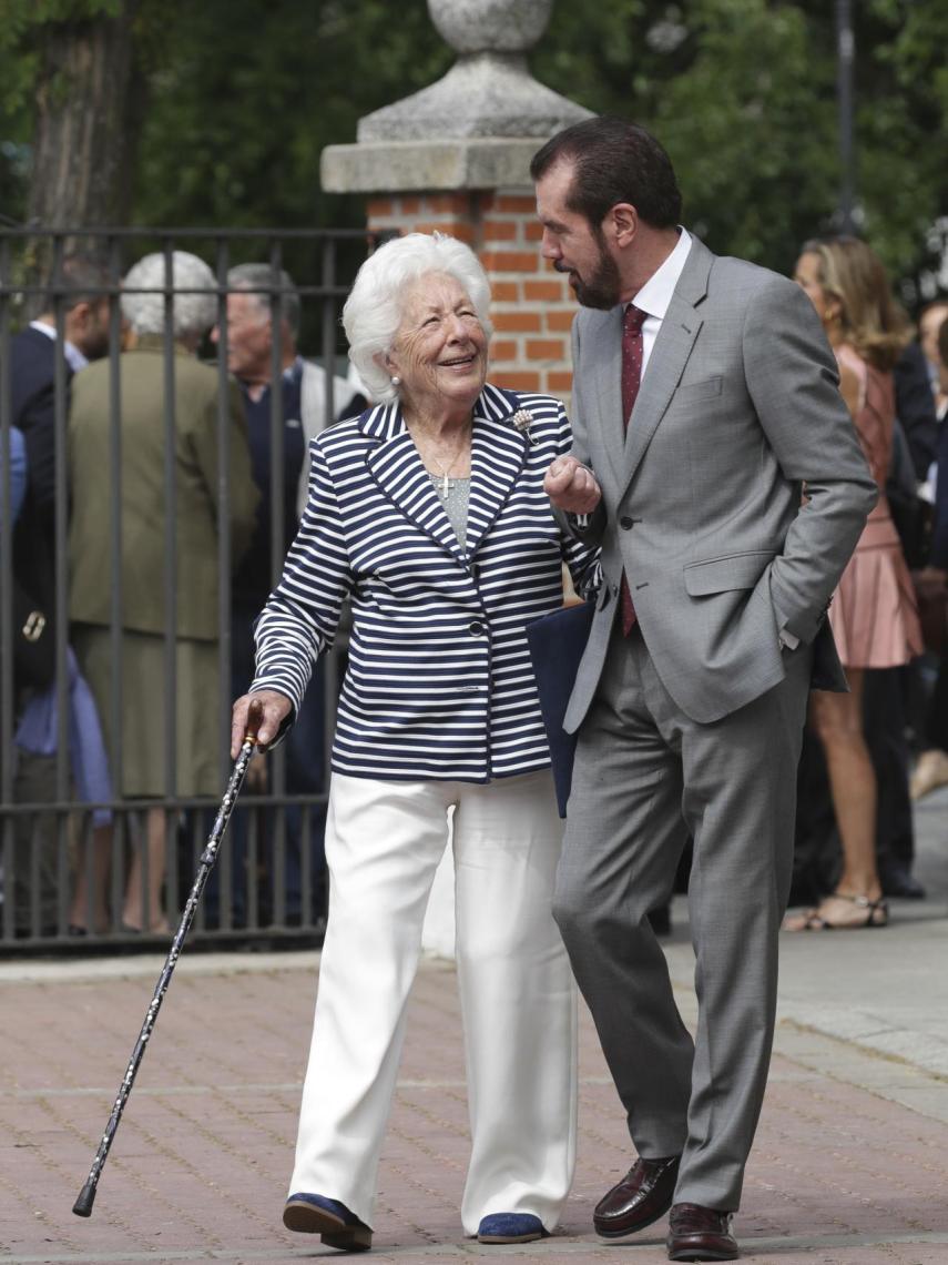 Menchu Álvarez y Jesús Rocasolano en la comunión de la infanta Sofía.