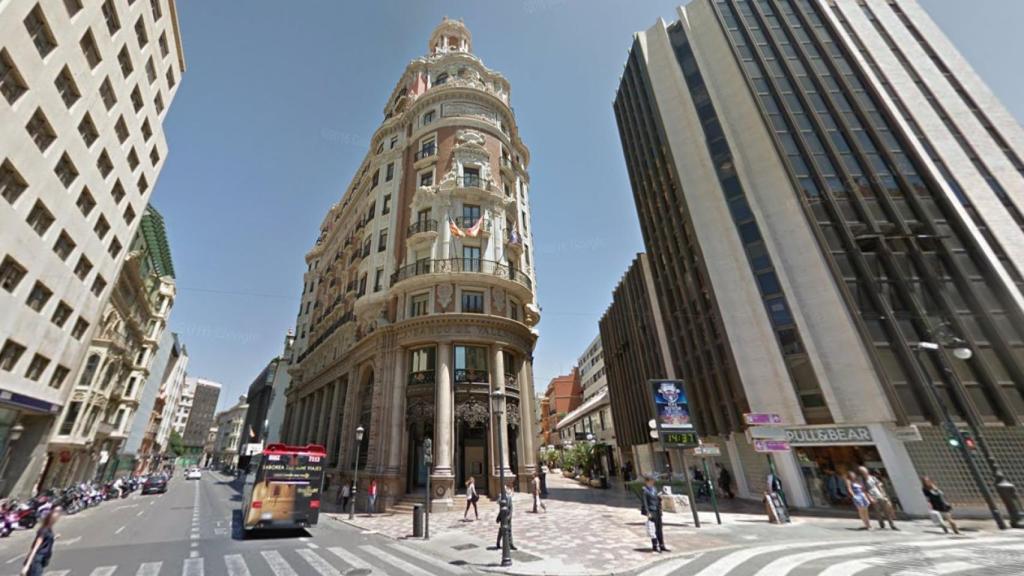 Edificio del Banco de Valencia que ahora albergará la sede de Caixabank.