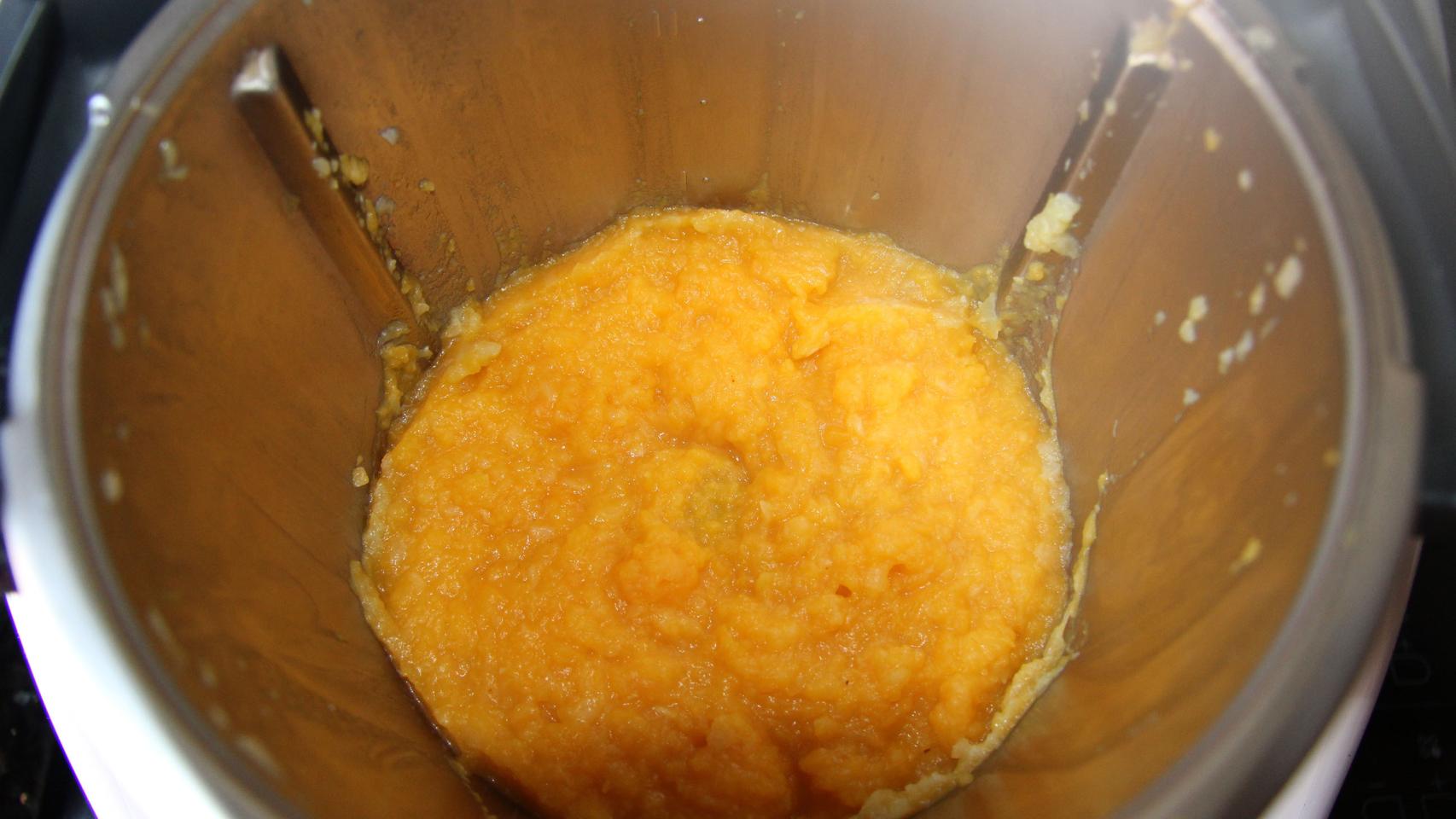 CREMA DE CALABAZA CON BOCADITOS DE PARMESANO, RECETA CON THERMOMIX 09