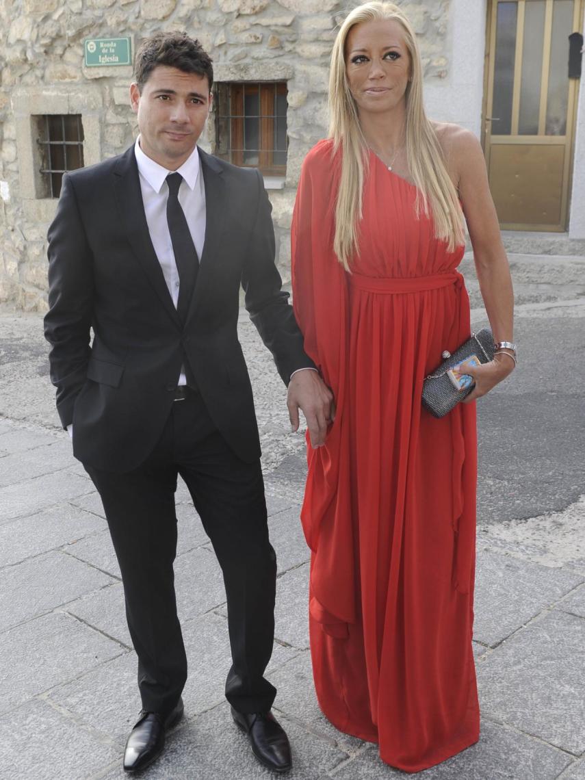 Fran Álvarez y Belén Esteban en la boda de Toño Sanchís.