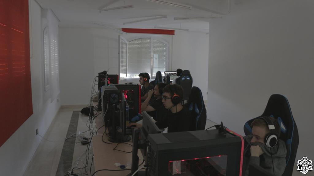 El equipo de Mad Lions durante unentrenamiento.