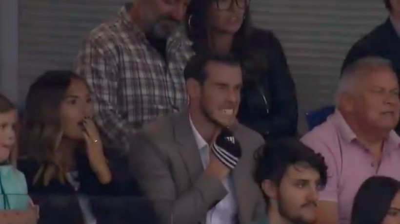 La desesperación de Bale con los fallos de sus compañeros ante Irlanda