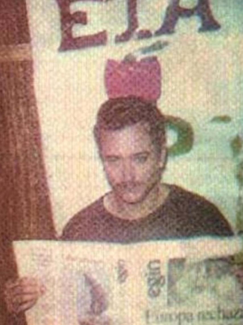 Ortega Lara, secuestrado, en una foto tomada por sus captores.