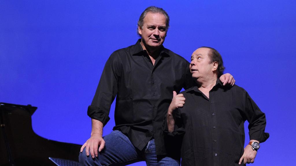 Bertín Osborne y Arévalo, durante una de sus actuaciones.