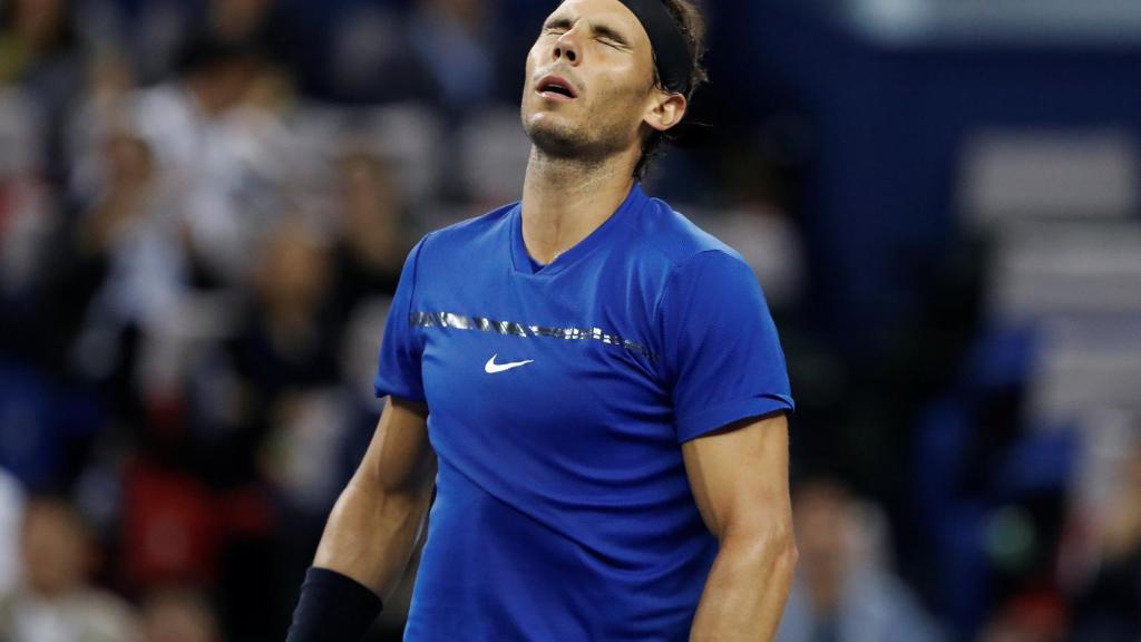 Nadal se lamenta durante la final de Shanghái.