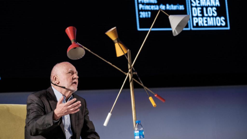 Image: Adam Zagajewski: España es un país muy oscuro con un sol muy brillante, su cultura