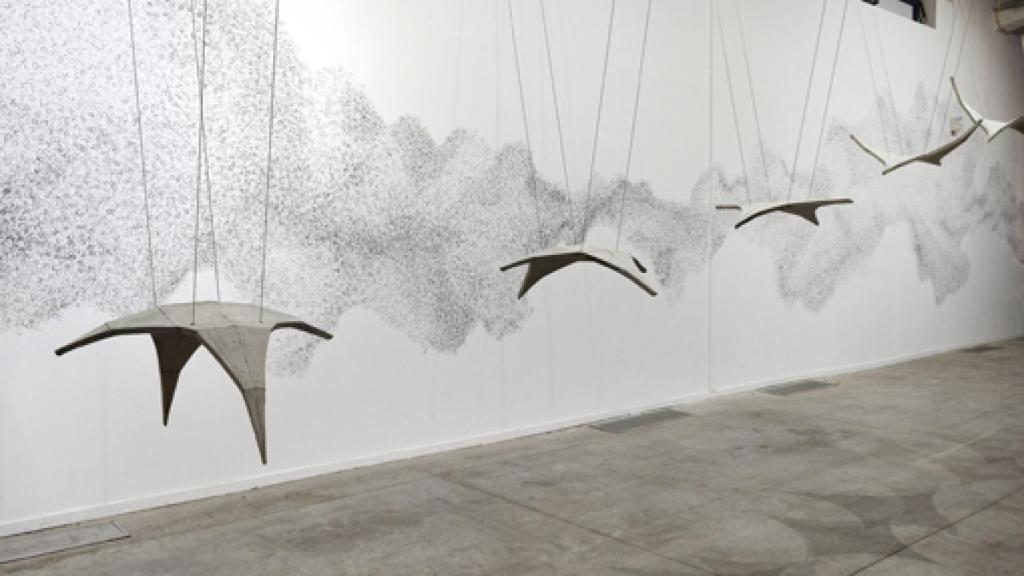 Image: Bienal de Lyon: mundos flotantes, mundos estériles