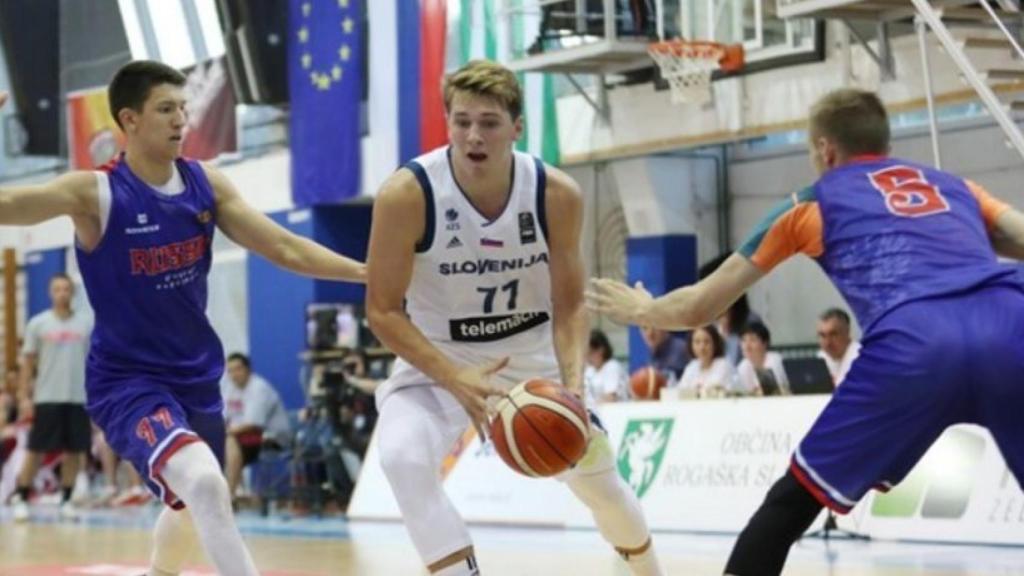 Luka Doncic con la selección eslovena. Foto: www.kzs.si (federación eslovena)