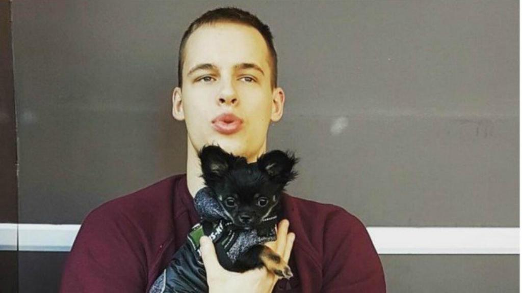 Prepelic y su mascota 'Llull'. Foto: Twitter (@EuroLeague)