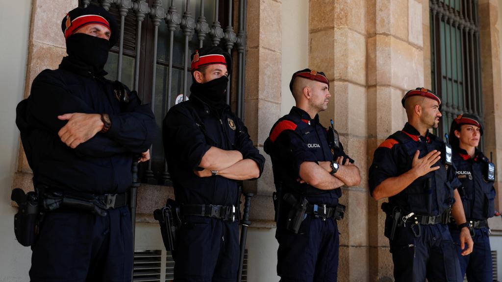 Agentes de los Mossos d'Esquadra.