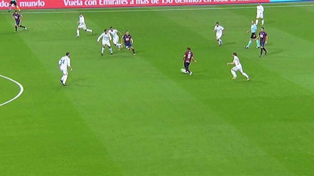 Fuera de juego del Eibar, bien pitado