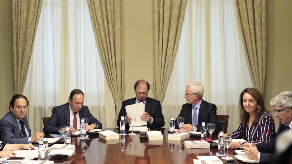 Reunión preparatoria de la Mesa del Senado.