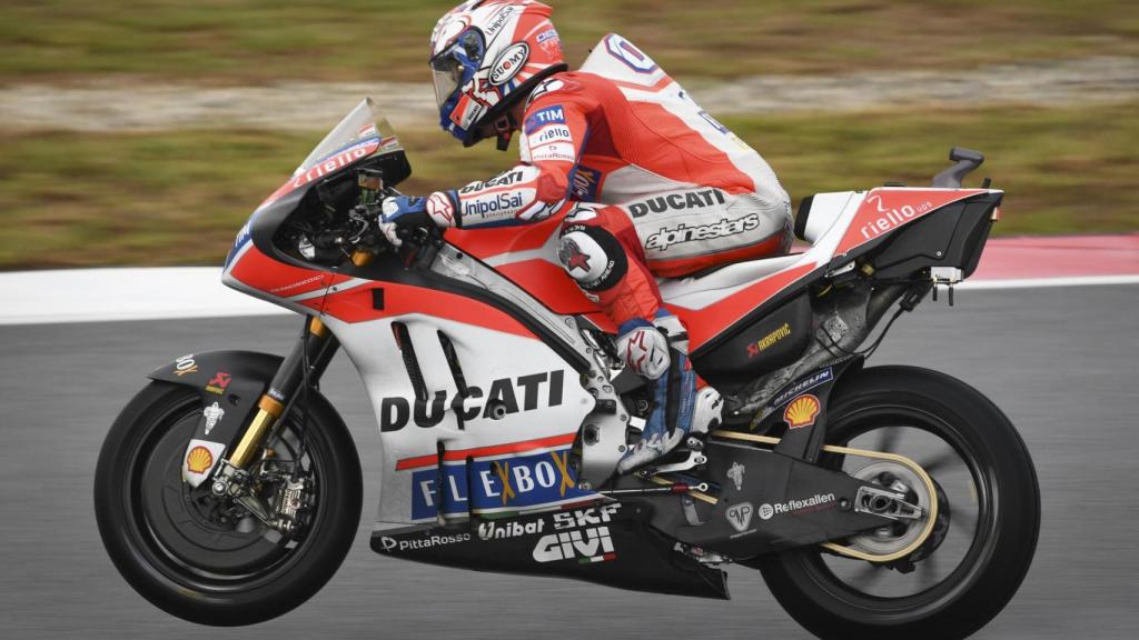Andrea Dovizioso, durante la primera jornada de entrenamientos en el circuito de Sepang.