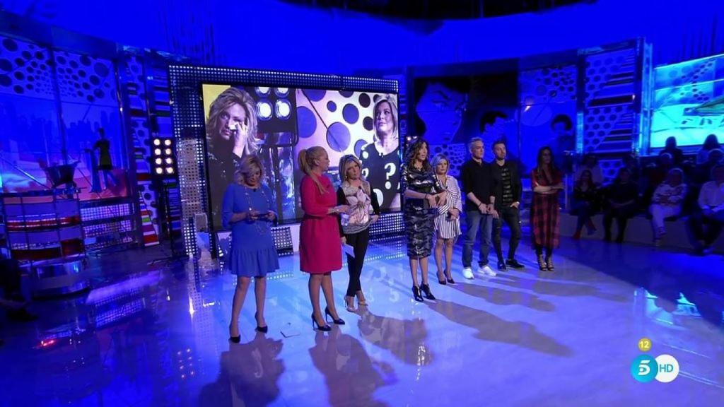'Sálvame' deja en manos de los colaboradores el futuro de Lydia Lozano y Terelu