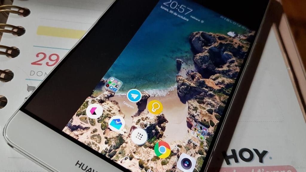 Activa el modo de una mano en tu móvil Android con esta aplicación