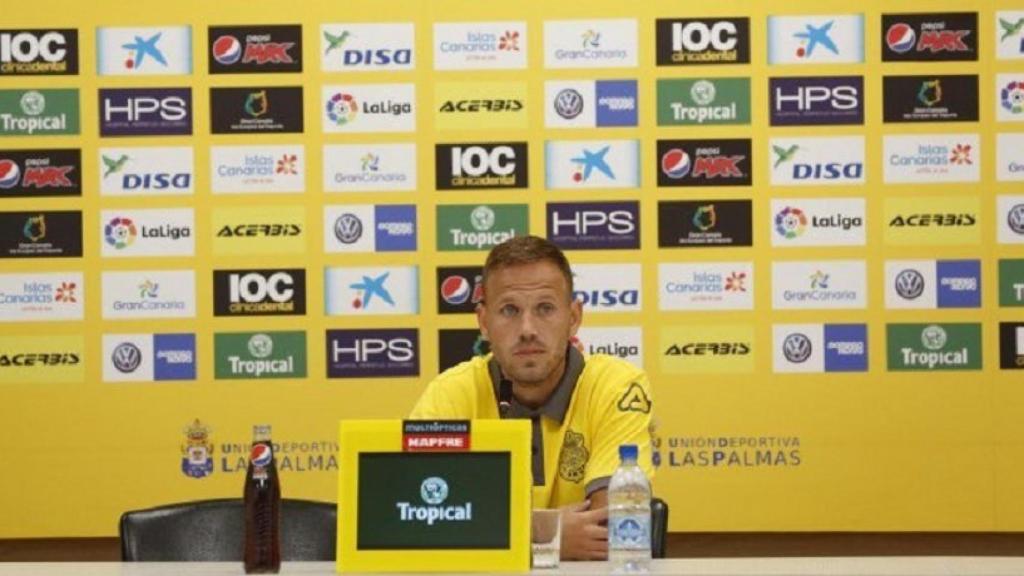 Dani Castellano en rueda de prensa. Foto: Twitter (@UDLP_Oficial)