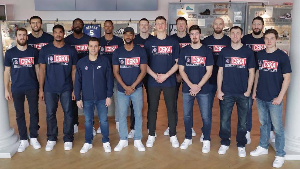 Sergio Rodríguez junto a sus compañeros del CSKA de Moscú.