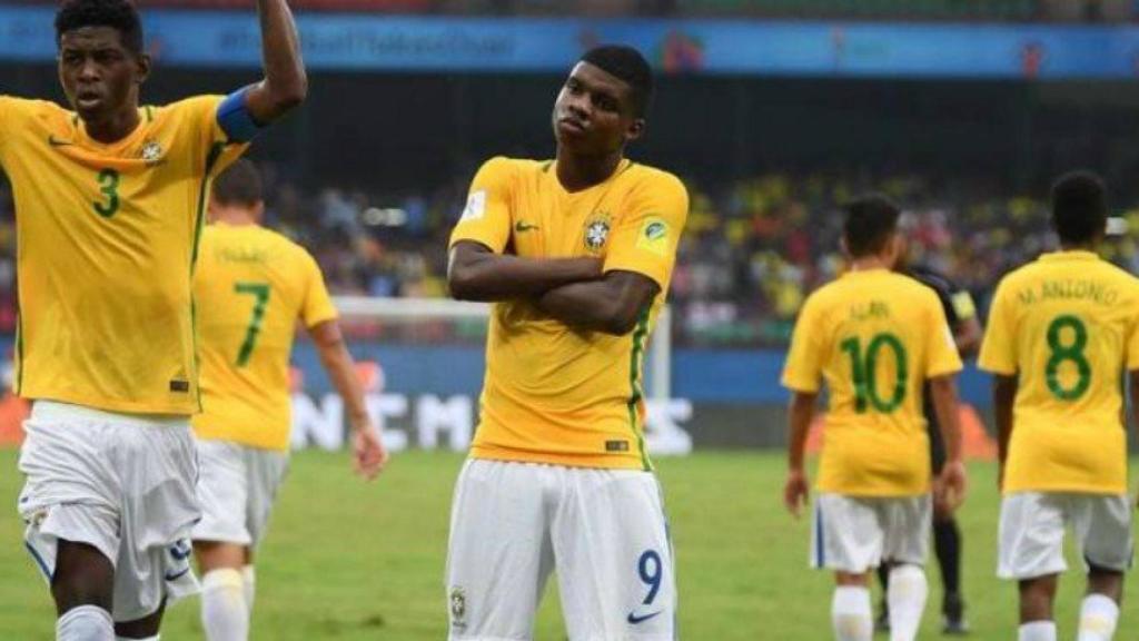 Lincoln celebra un gol ante España. Foto Instagram (@lincoln9)