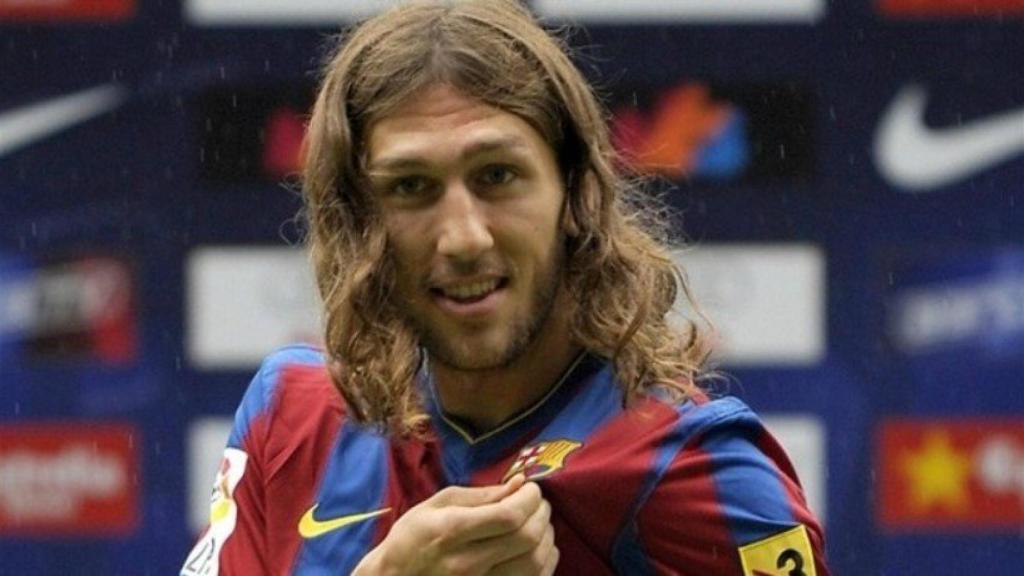 Chygrynskiy en su presentación con el Barça. Foto uefa.com