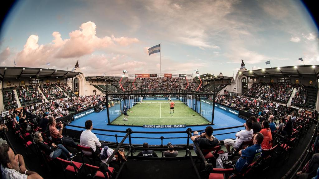 Así se ve un partido del Buenos Aires Padel Master 2017.