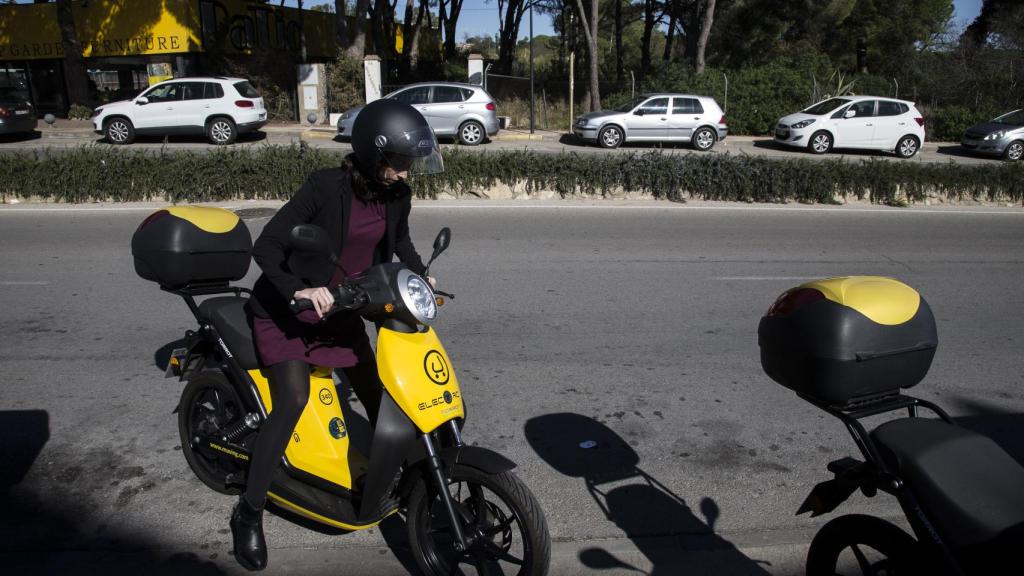 Una de las motos eléctricas Torrot que muving alquila a sus usuarios