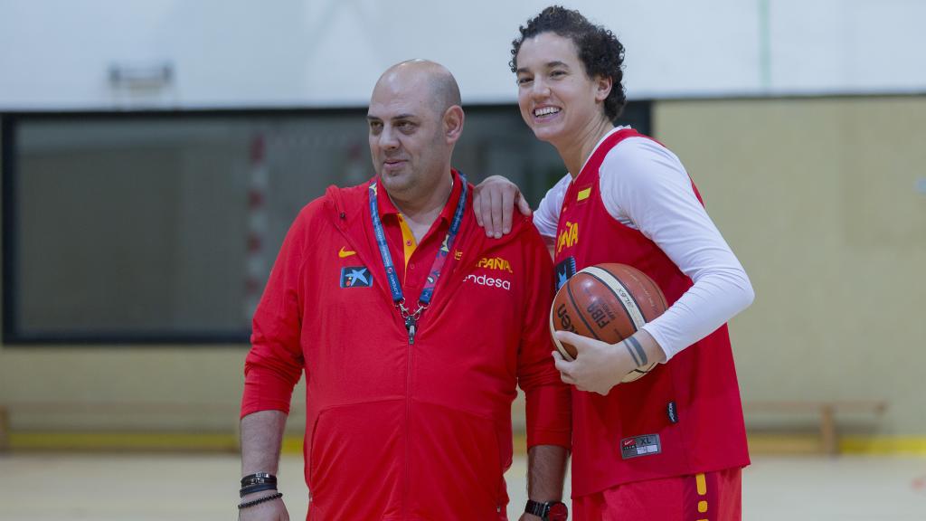 Lucas Mondelo junto a una de sus alumnas más aventajadas.