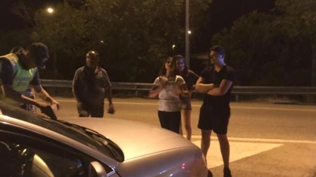 Miembros del clan en un dispositivo policial.