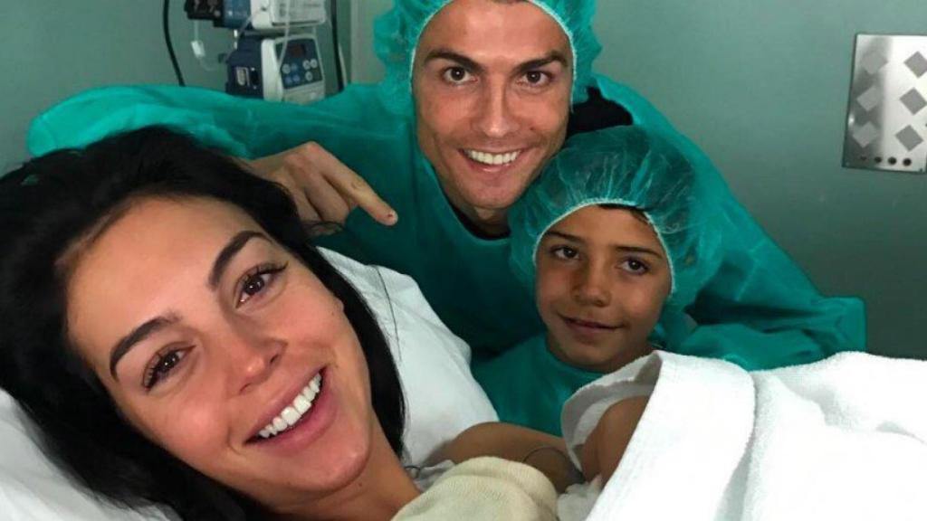 Georgina, tras dar a luz a su hijo con Cristiano. Foto Instagram (@cristiano)
