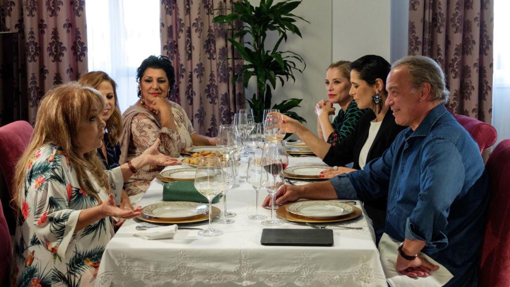 La cena eurovisiva en 'Mi casa es la tuya'.
