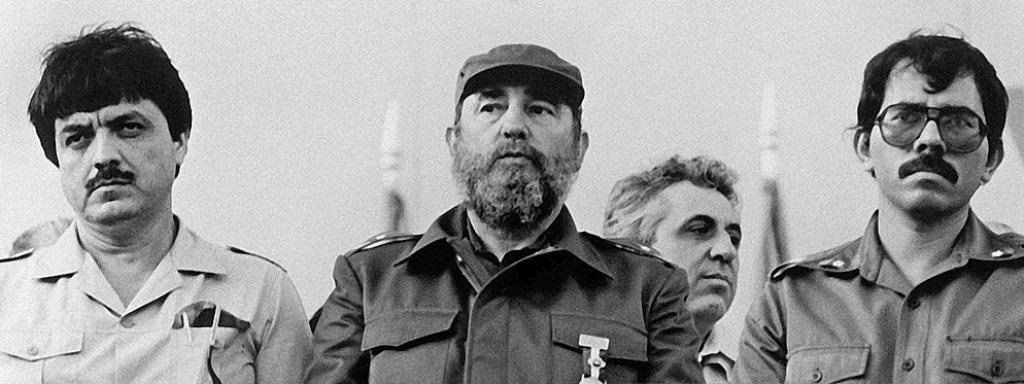 Sergio Ramírez, Fidel castro y Daniel Ortega, en Managua 1985.