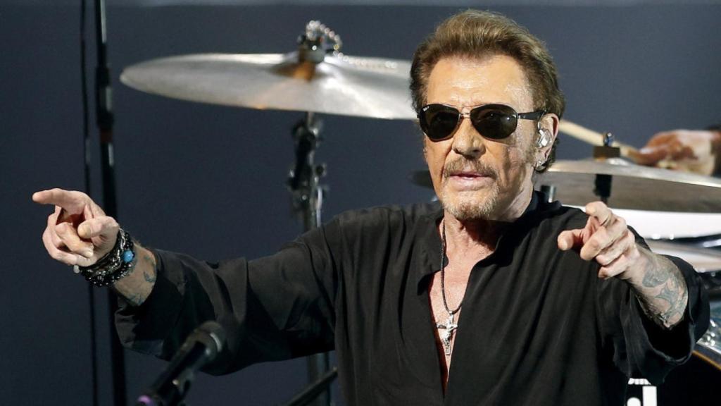 El cantante francés Johnny Hallyday, ingresado por insuficiencia respiratoria.