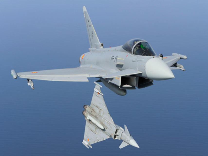 Dos Eurofighter del Ala 11.