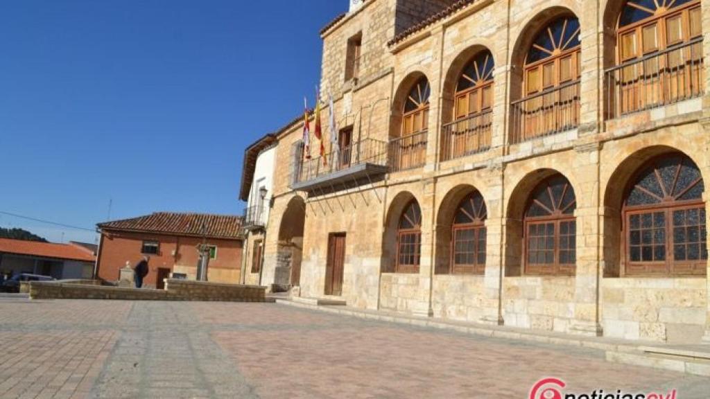 plaza mayor torrelobaton valladolid 12