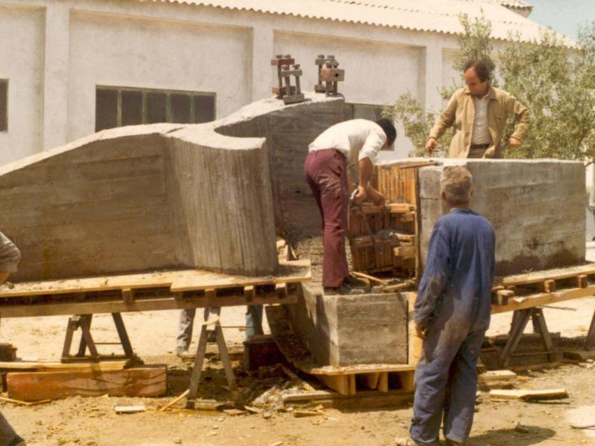 Proceso de creación, con Chillida al frente.