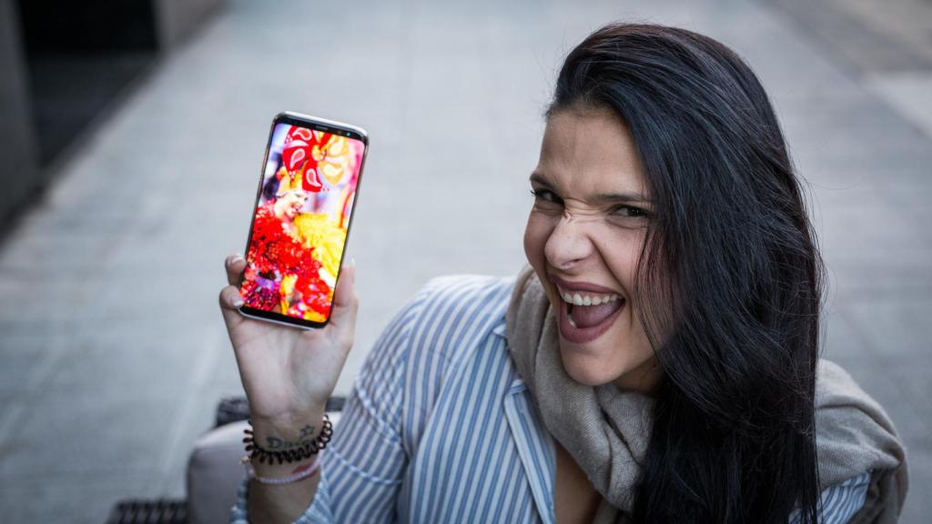 Saida sueña con que se abran las puertas, escuchar mi nombre y pisar el escenario.