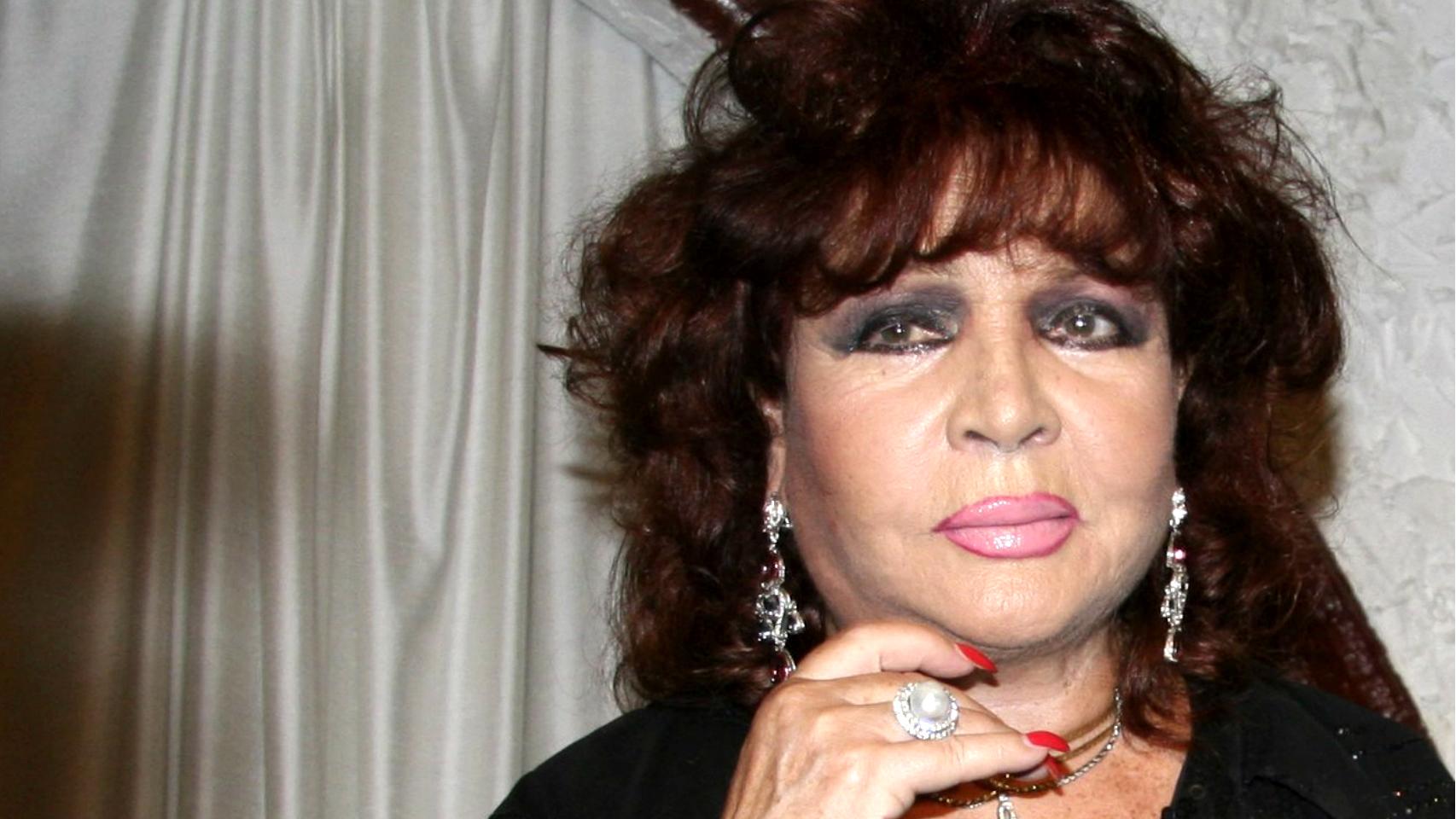 Sara Montiel en un acto público.