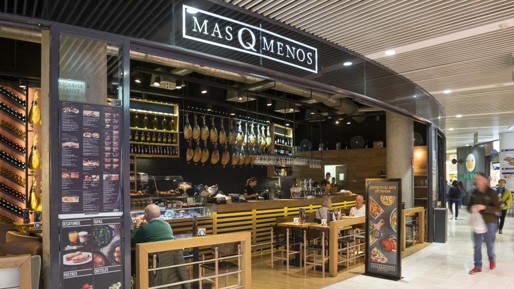 Uno de los locales de MásQMenos.