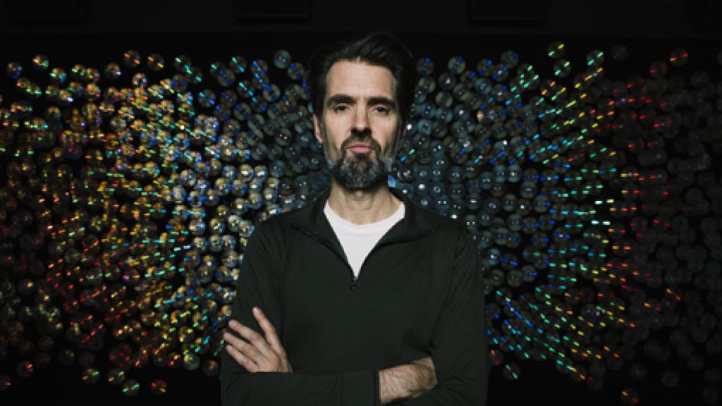 Image: Daniel Canogar traduce la sociedad digital