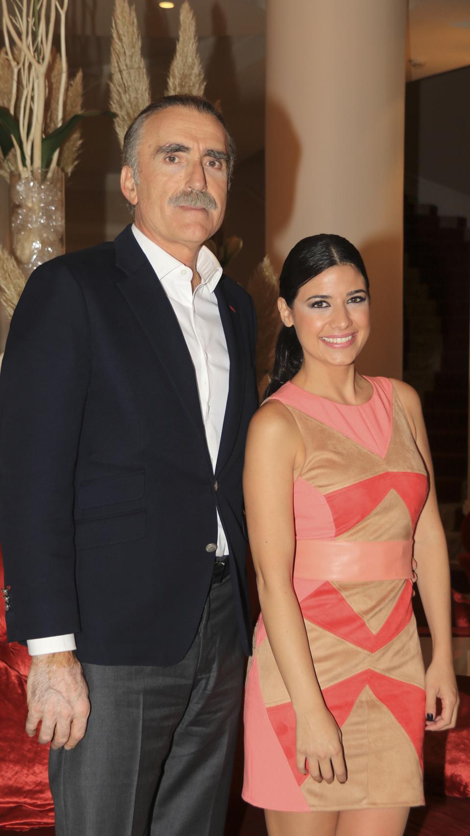 Juan y Medio junto a Eva Ruiz