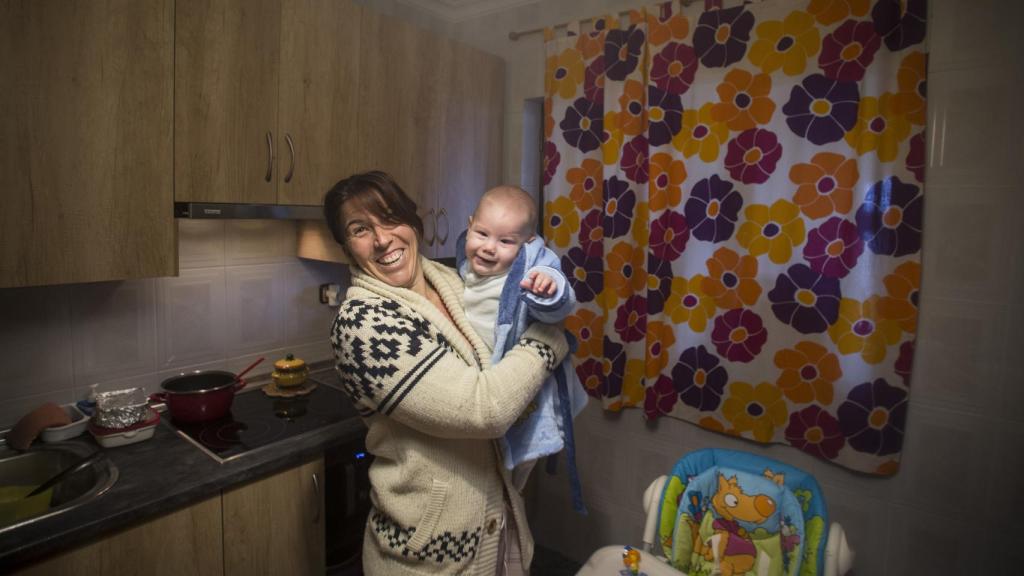 María Eugenia López es madre de un bebé de seis meses y podrá optar al cheque bebé.